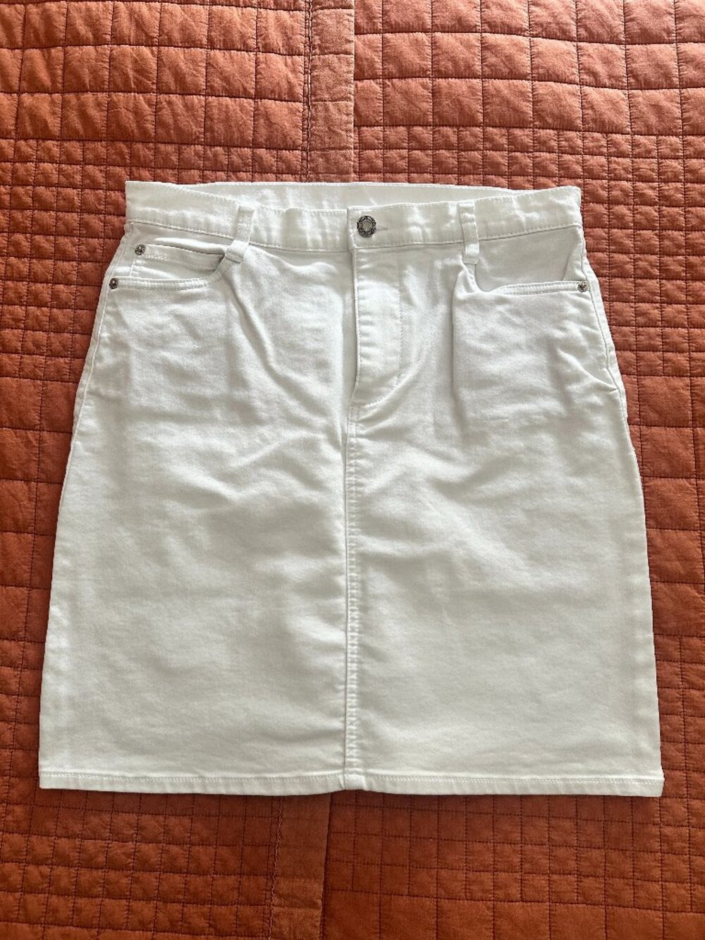 32 Degrees White Denim Skirt – Size 10